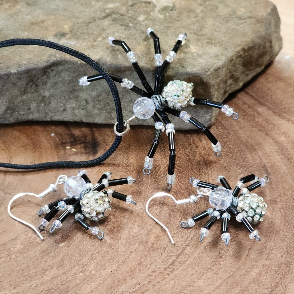 Black and Silver Toned Beaded Spider Jewelry Set